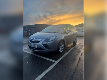 Used Vauxhall Zafira Tourer 2015 for sale - 78372587: Photo