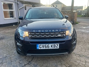 Used Land Rover Discovery Sport 2017 for sale - 77905417: Photo