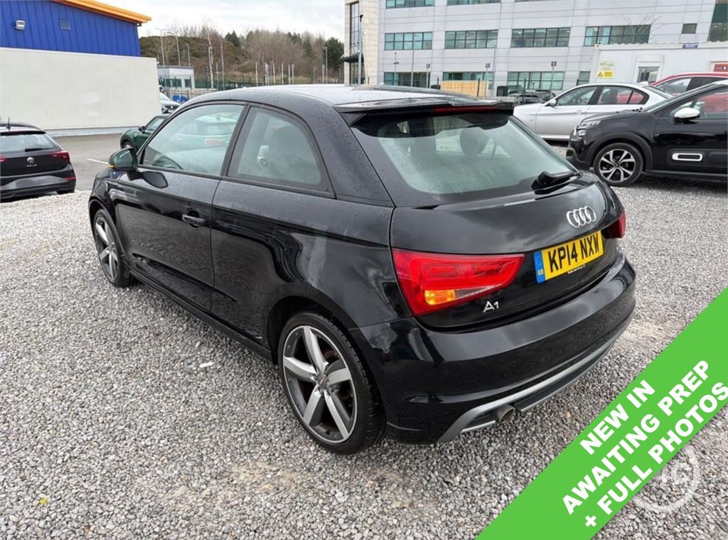 Used Audi A1 2014 for sale - 77200477: Photo 2
