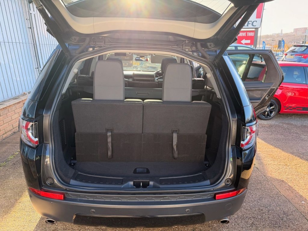 Used Land Rover Discovery Sport 2017 for sale - 76910546: Photo 14