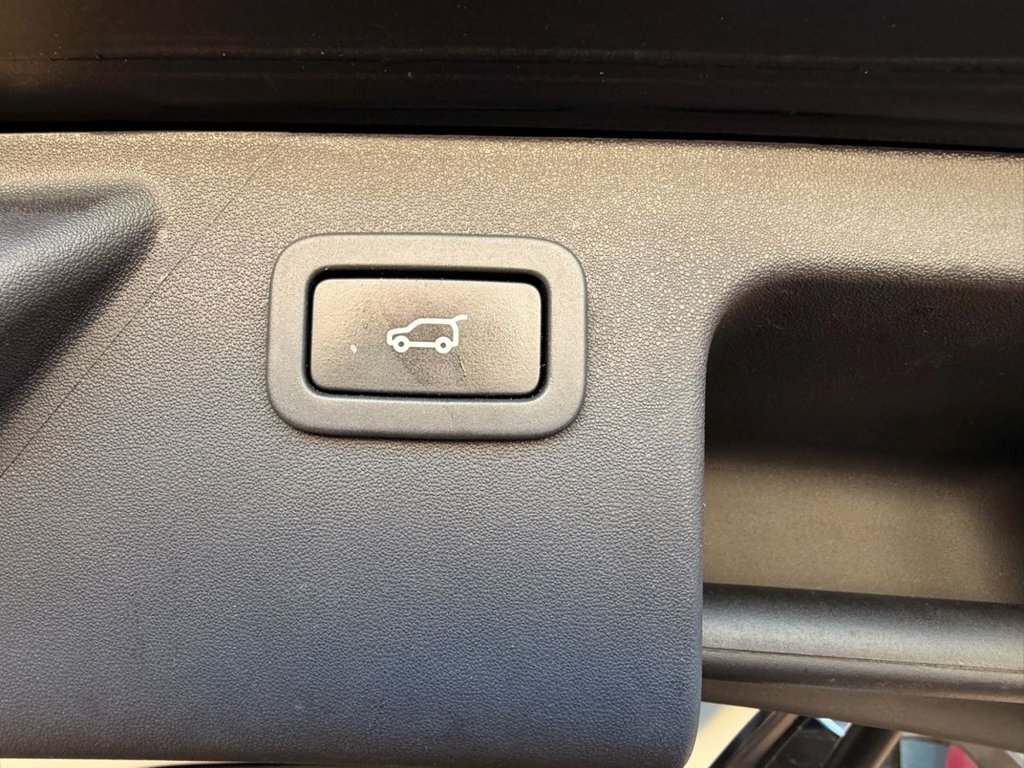 Used Land Rover Discovery Sport 2017 for sale - 76910546: Photo 15