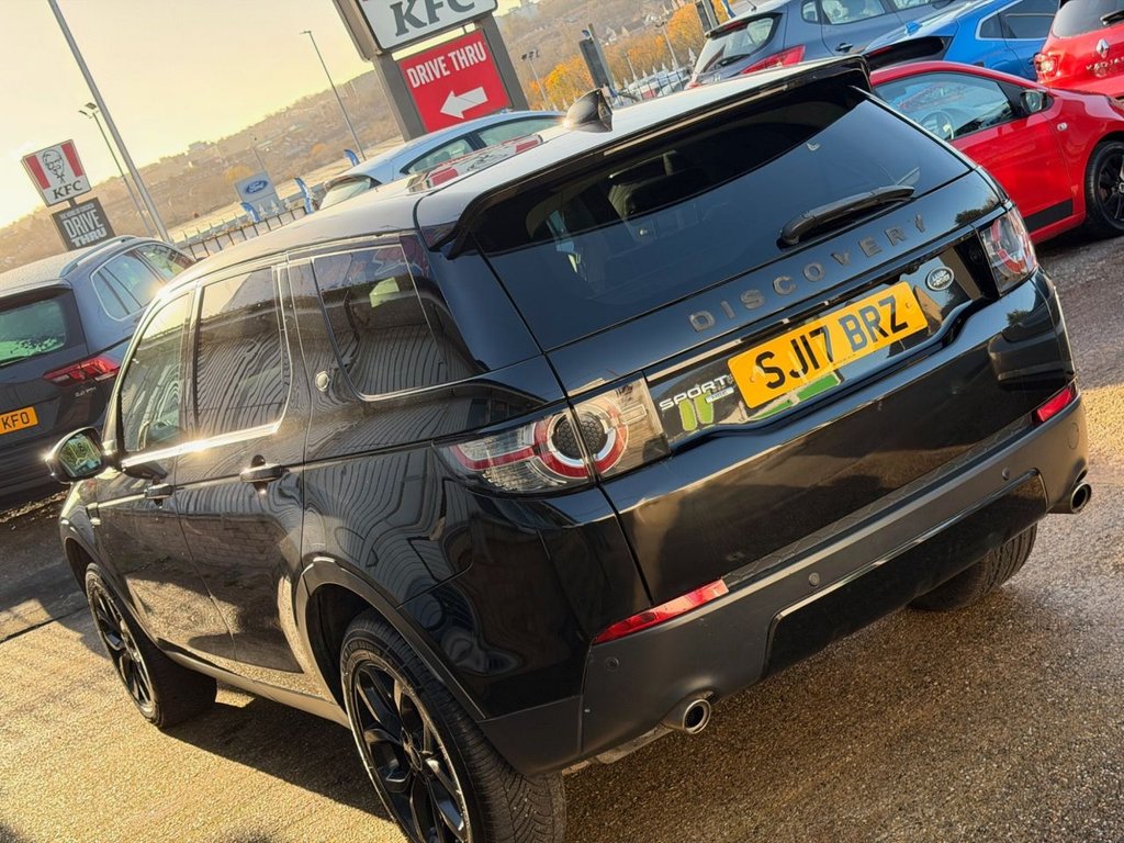 Used Land Rover Discovery Sport 2017 for sale - 76910546: Photo 4