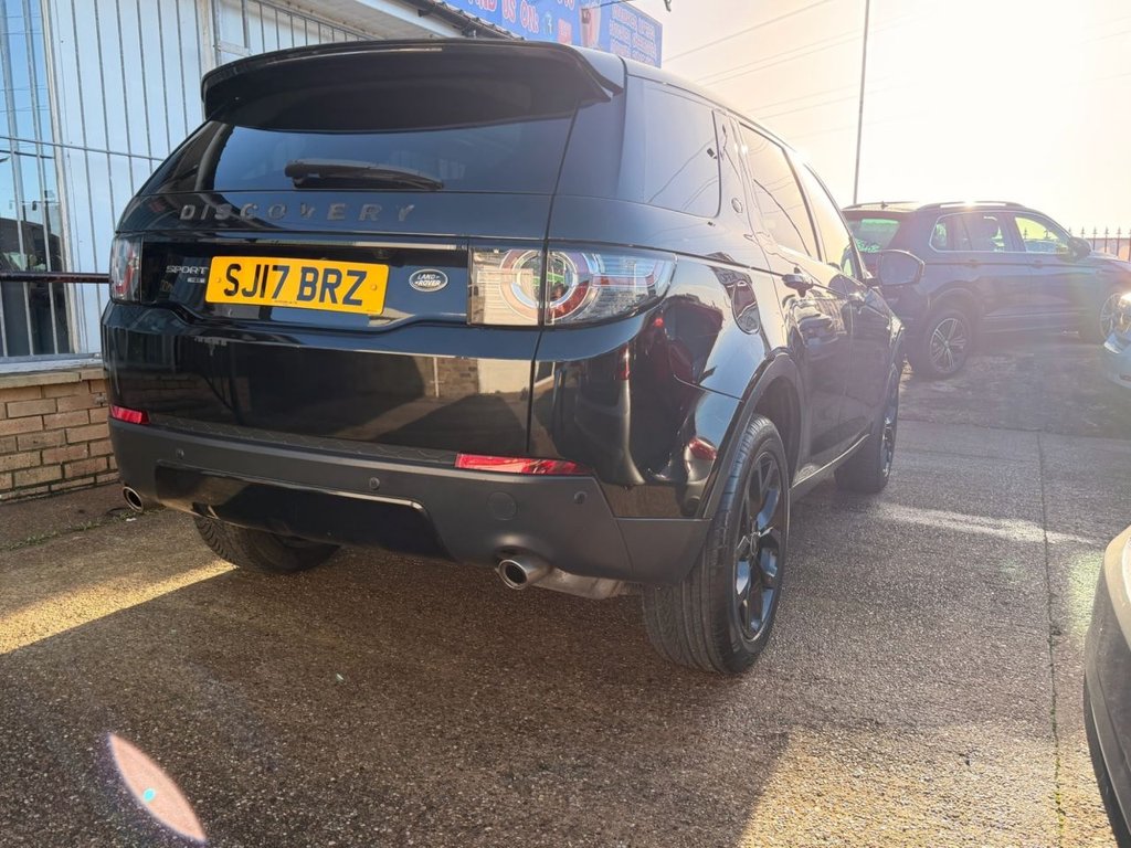Used Land Rover Discovery Sport 2017 for sale - 76910546: Photo 6