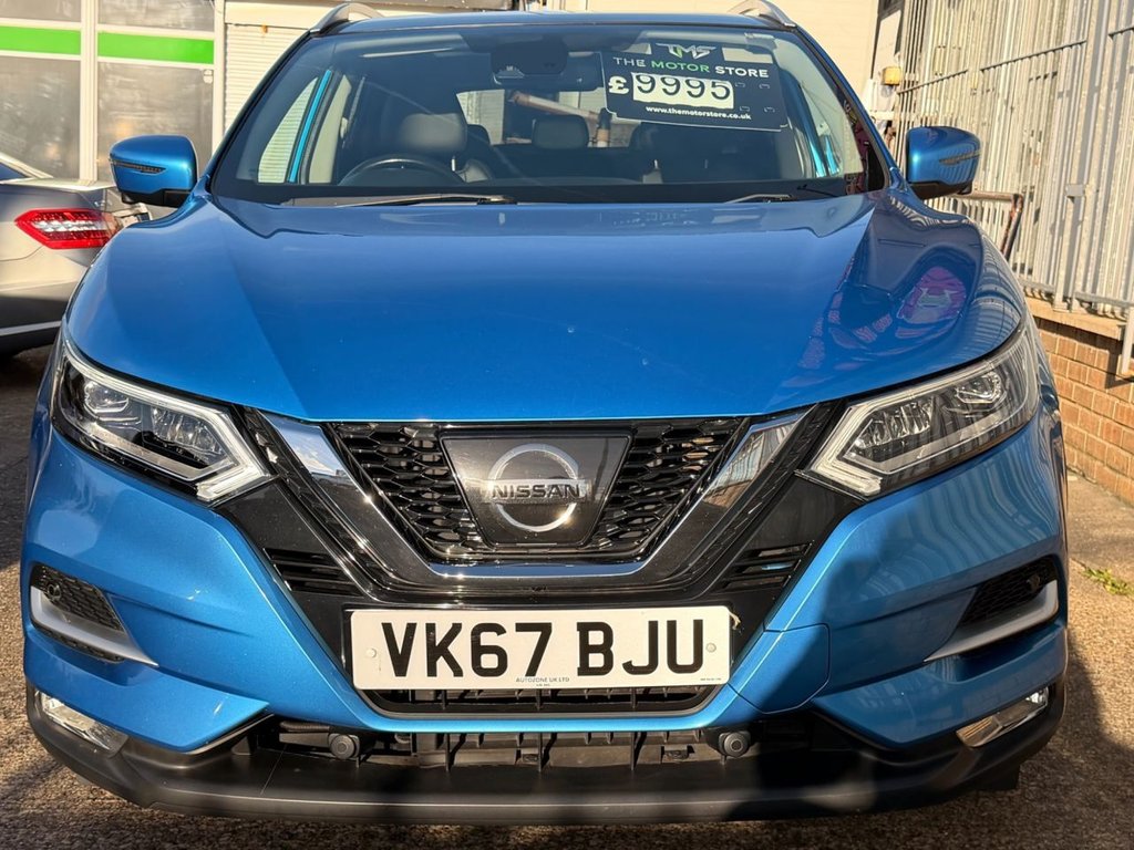 Used Nissan Qashqai 2017 for sale - 76909727: Photo 2