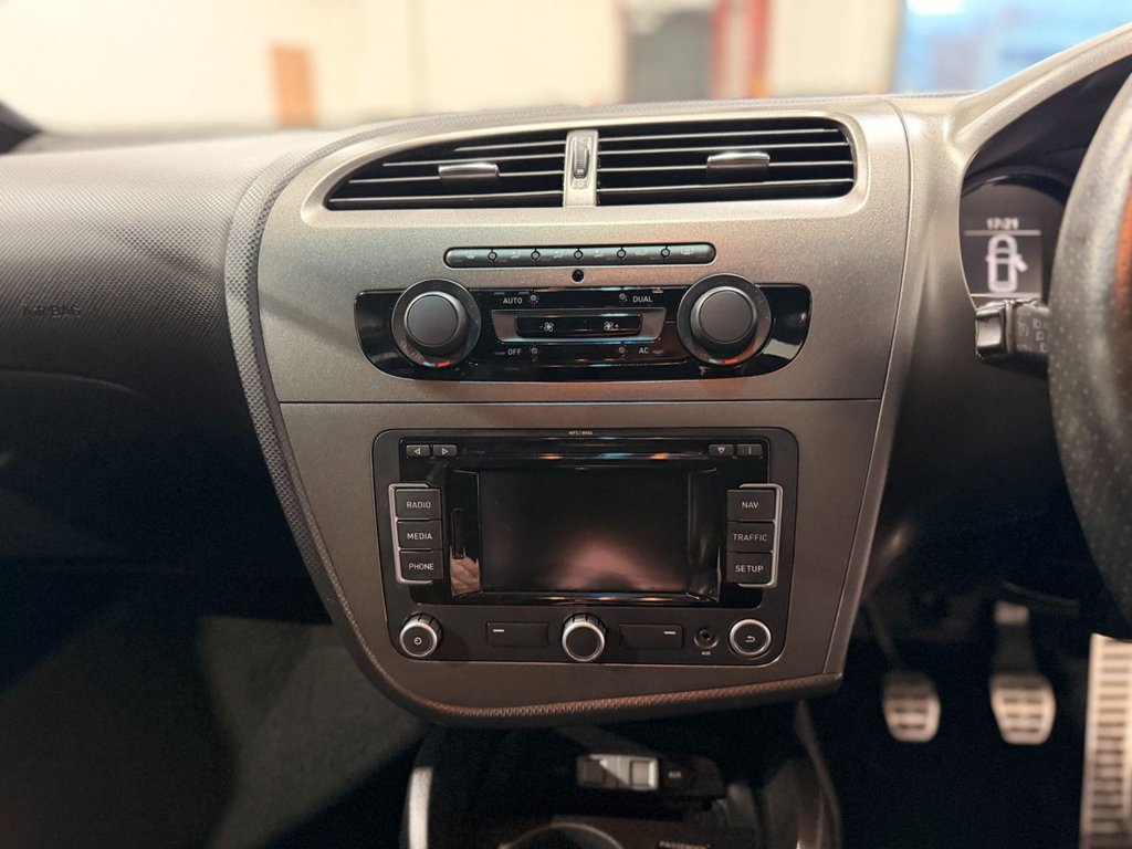 Used SEAT Leon 2011 for sale - 77703792: Photo 37