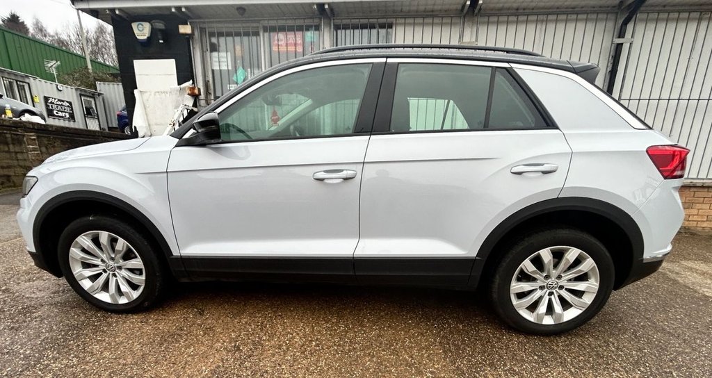 Used Volkswagen T-Roc 2019 for sale - 77341337: Photo 4