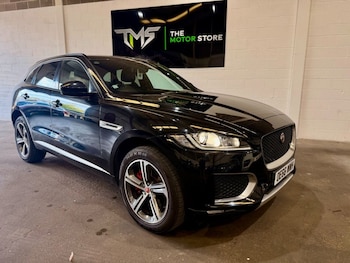 Used Jaguar F-Pace 2016 for sale - 79014079: Photo
