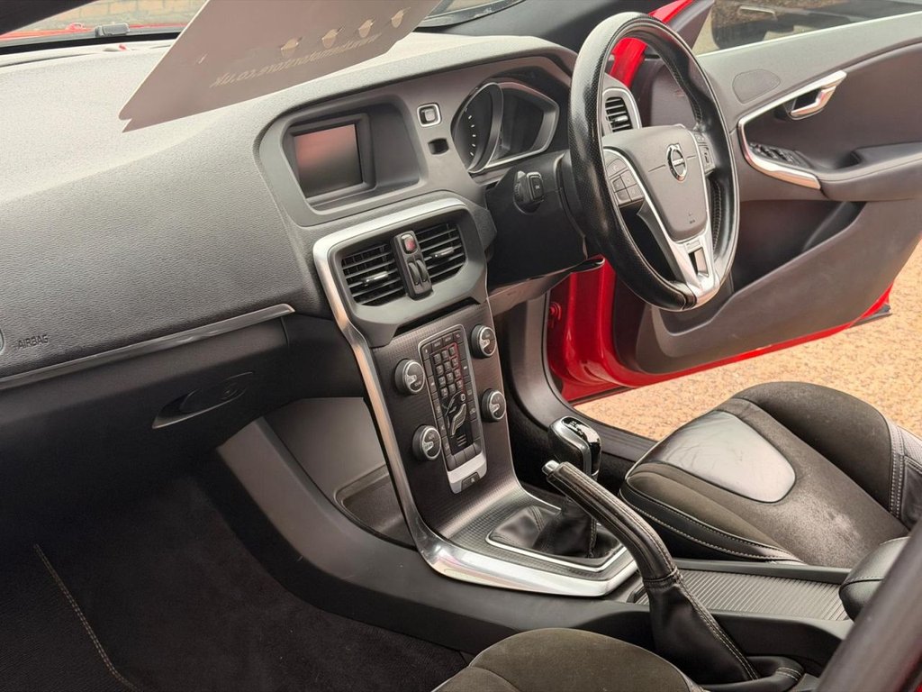 Used Volvo V40 2018 for sale - 77161737: Photo 13