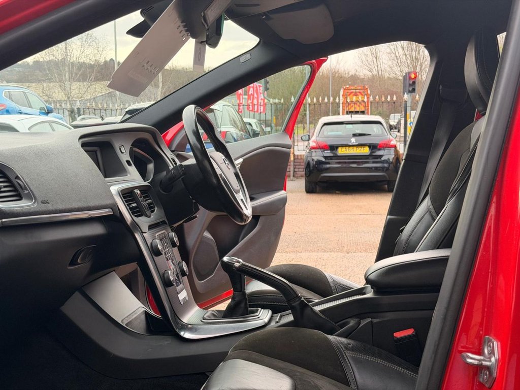 Used Volvo V40 2018 for sale - 77161737: Photo 14