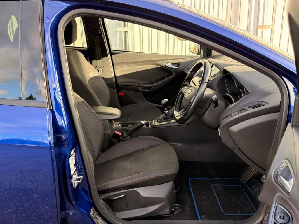 Used Ford Focus 2017 for sale - 76909734: Photo 11