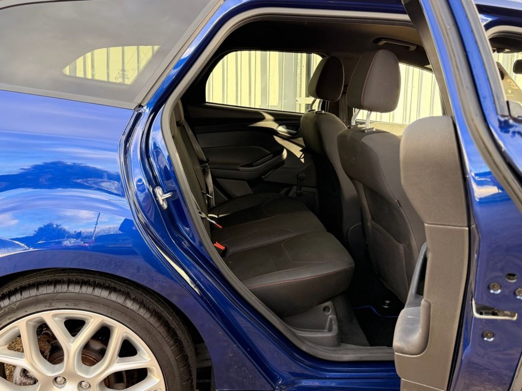 Used Ford Focus 2017 for sale - 76909734: Photo 13