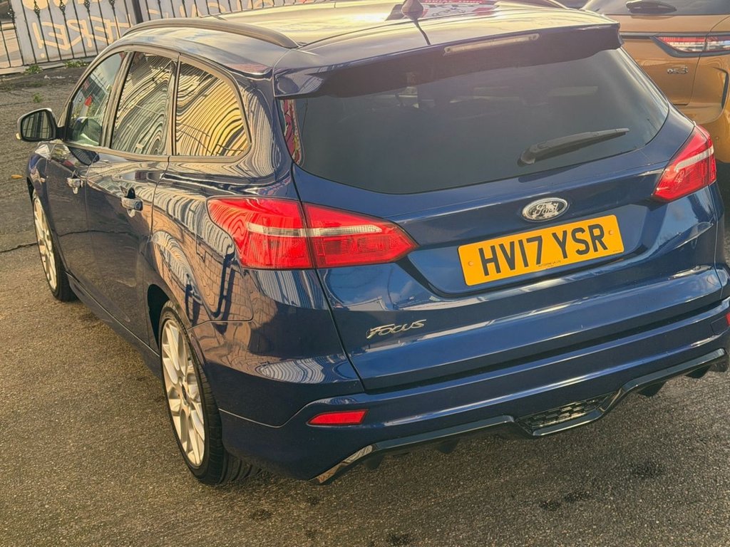 Used Ford Focus 2017 for sale - 76909734: Photo 4