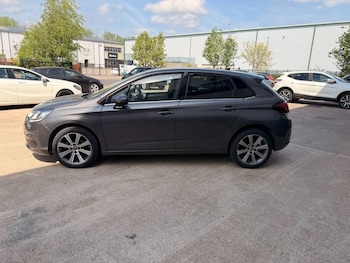 Used Citroen C4 2018 for sale - 78514213: Photo
