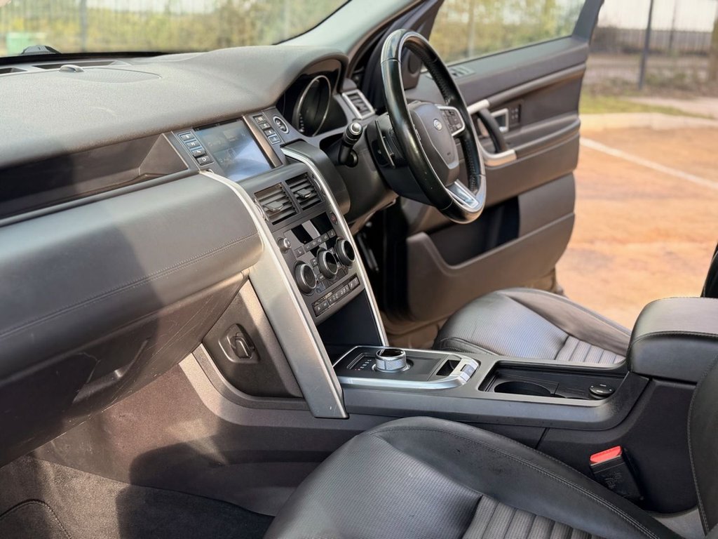 Used Land Rover Discovery Sport 2016 for sale - 77609108: Photo 21