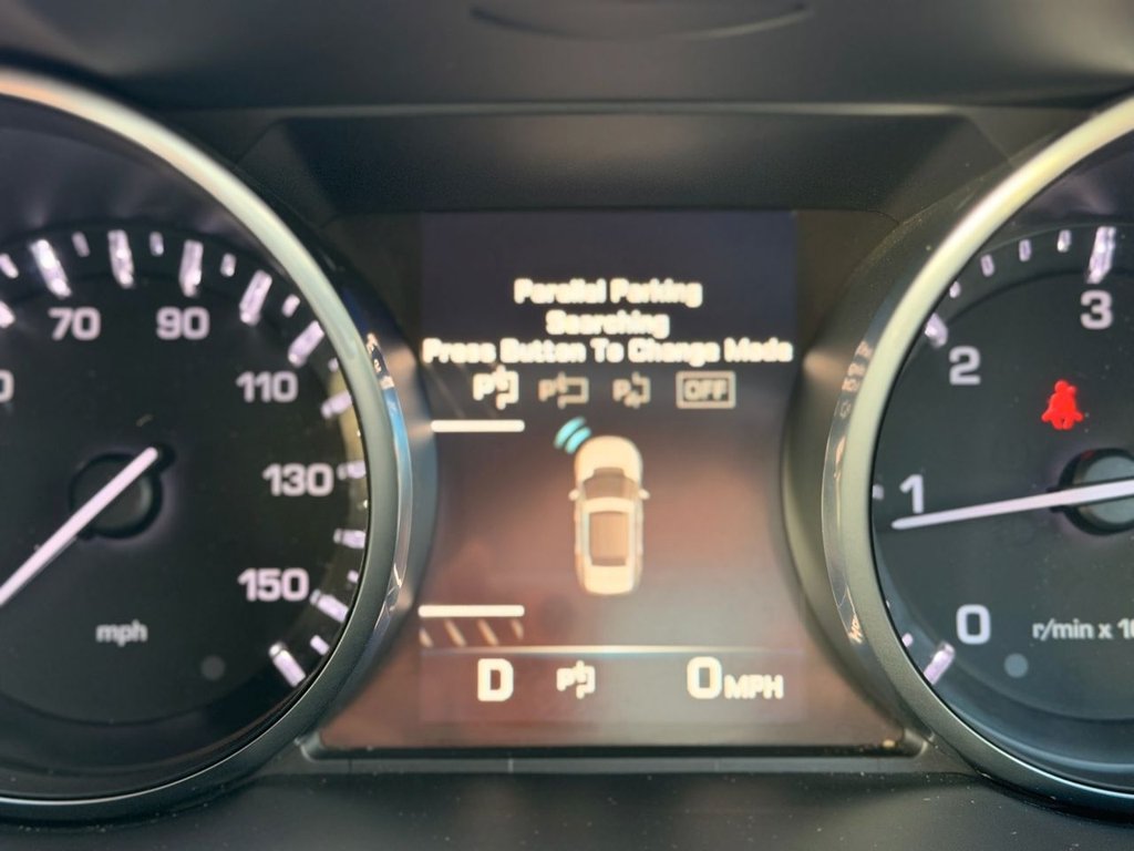 Used Land Rover Discovery Sport 2016 for sale - 77609108: Photo 39