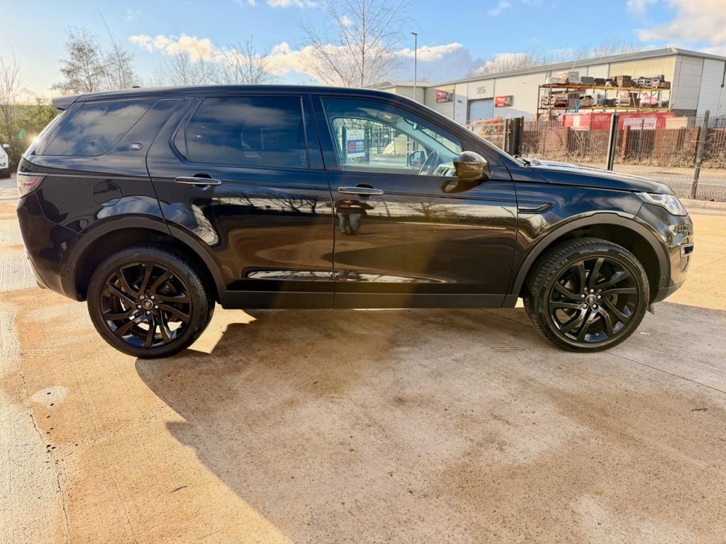 Used Land Rover Discovery Sport 2016 for sale - 77609108: Photo 8