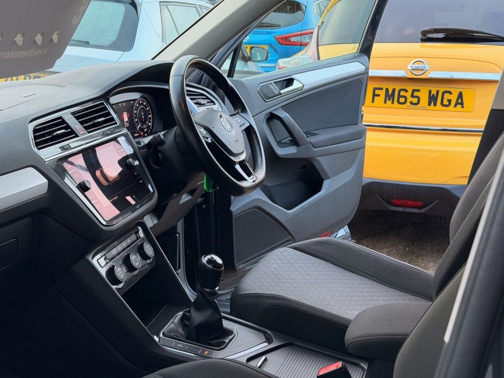 Used Volkswagen Tiguan 2017 for sale - 76868212: Photo 17