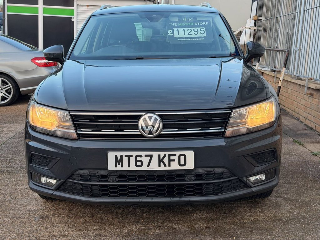 Used Volkswagen Tiguan 2017 for sale - 76868212: Photo 2