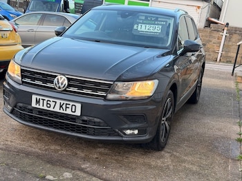 Used Volkswagen Tiguan 2017 for sale - 76868212: Photo