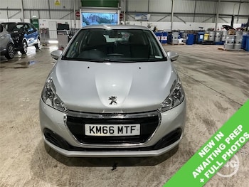 Used Peugeot 208 2016 for sale - 77328437: Photo