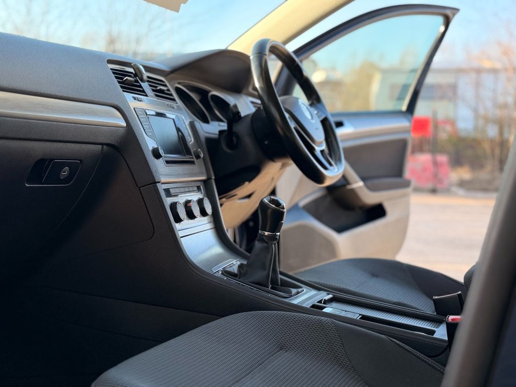 Used Volkswagen Golf 2014 for sale - 77139753: Photo 20