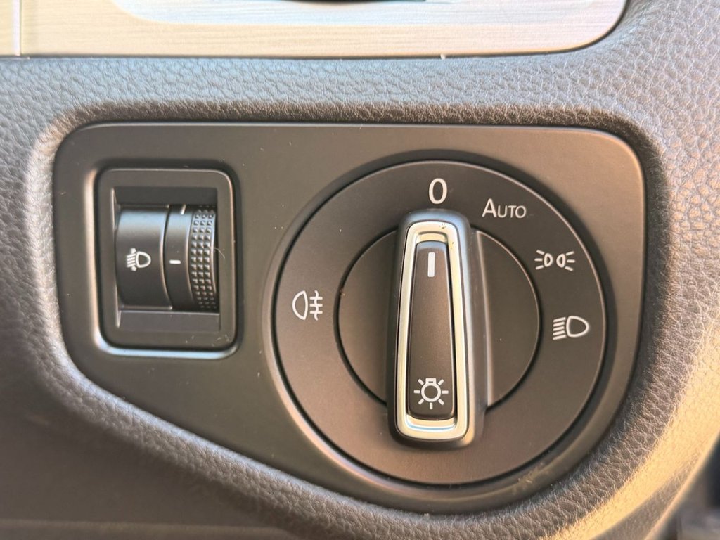 Used Volkswagen Golf 2014 for sale - 77139753: Photo 23