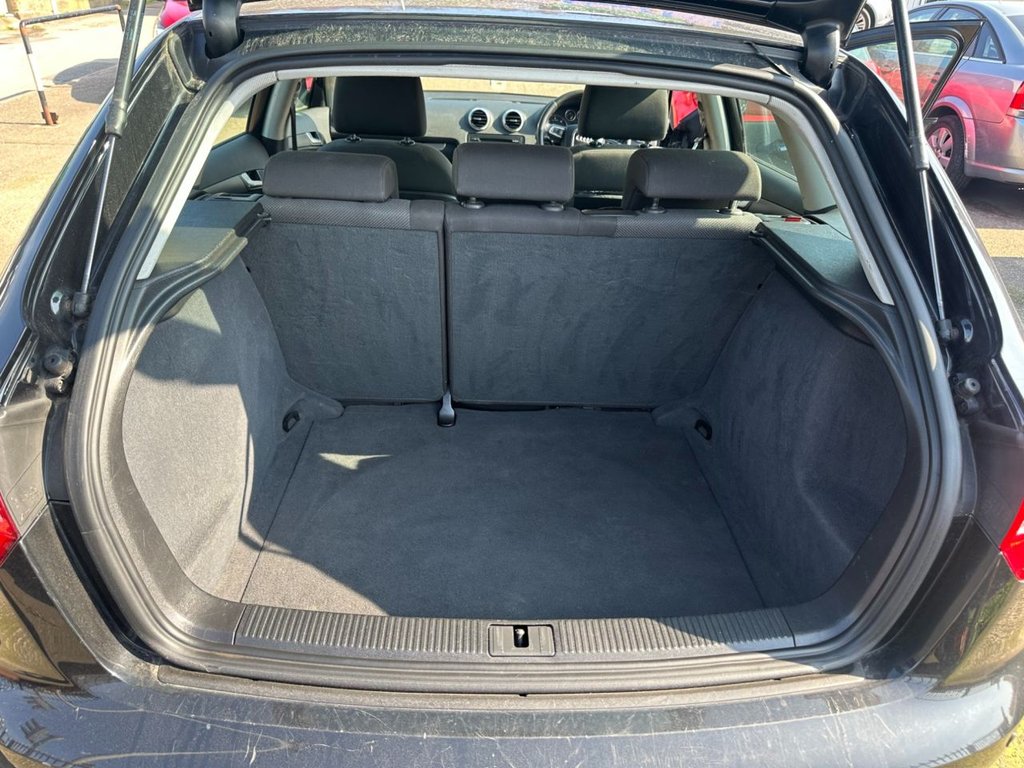 Used Audi A3 2010 for sale - 77952243: Photo 10