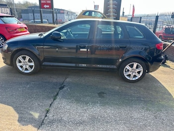 Used Audi A3 2010 for sale - 77952243: Photo