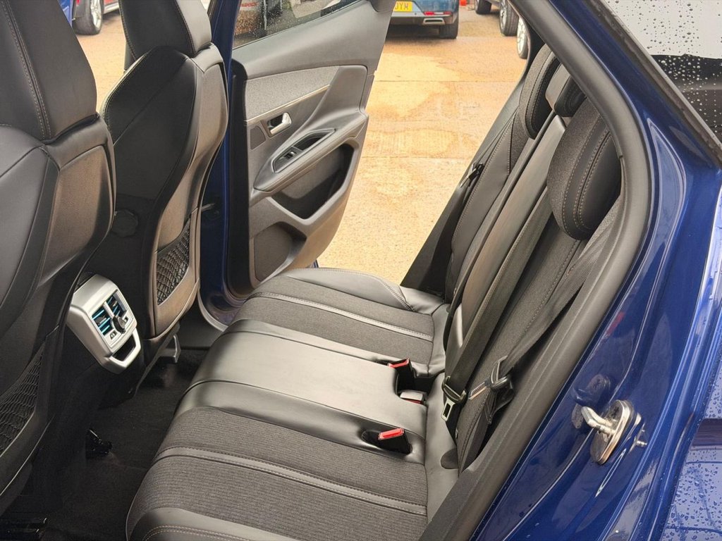 Used Peugeot 3008 2017 for sale - 77139602: Photo 18