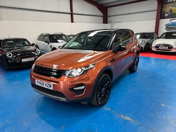 Used Land Rover Discovery Sport 2018 for sale - 79334740: Photo