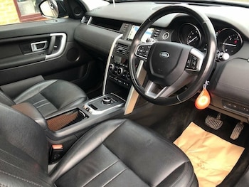 Used Land Rover Discovery Sport 2019 for sale - 78372263: Photo