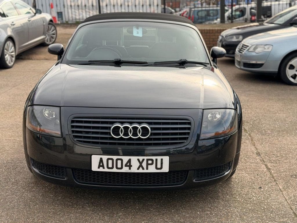 Used Audi TT 2004 for sale - 77631977: Photo 2
