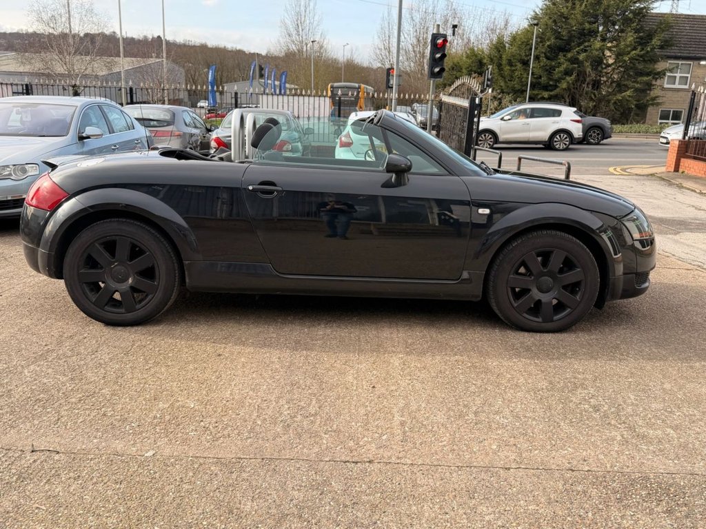 Used Audi TT 2004 for sale - 77631977: Photo 23