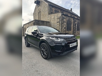Used Land Rover Discovery Sport 2018 for sale - 77369741: Photo
