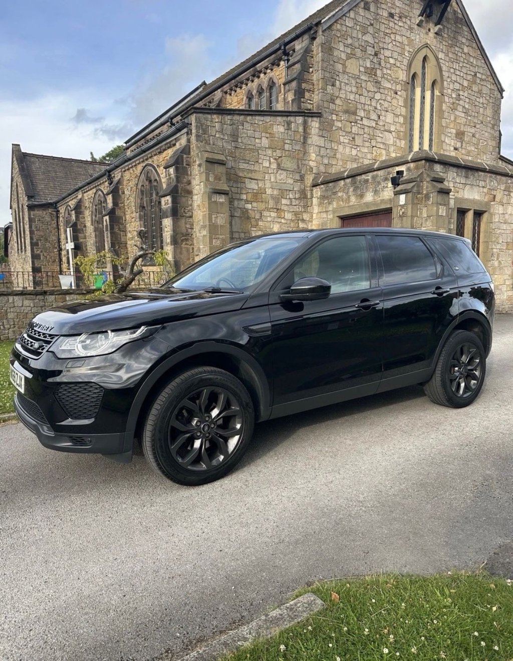 Used Land Rover Discovery Sport 2018 for sale - 77369741: Photo 2