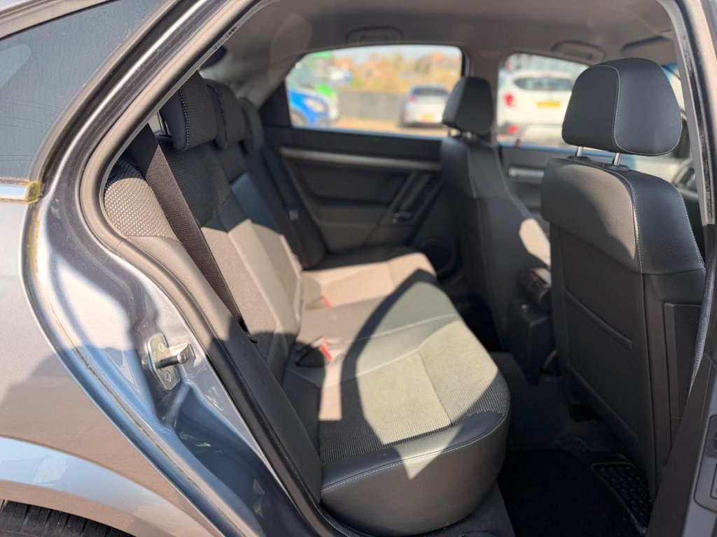 Used Vauxhall Vectra 2007 for sale - 77952990: Photo 11