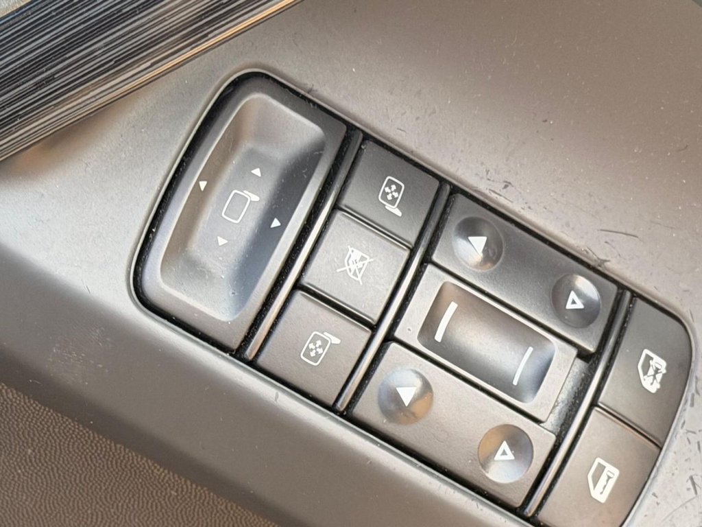 Used Vauxhall Vectra 2007 for sale - 77952990: Photo 20