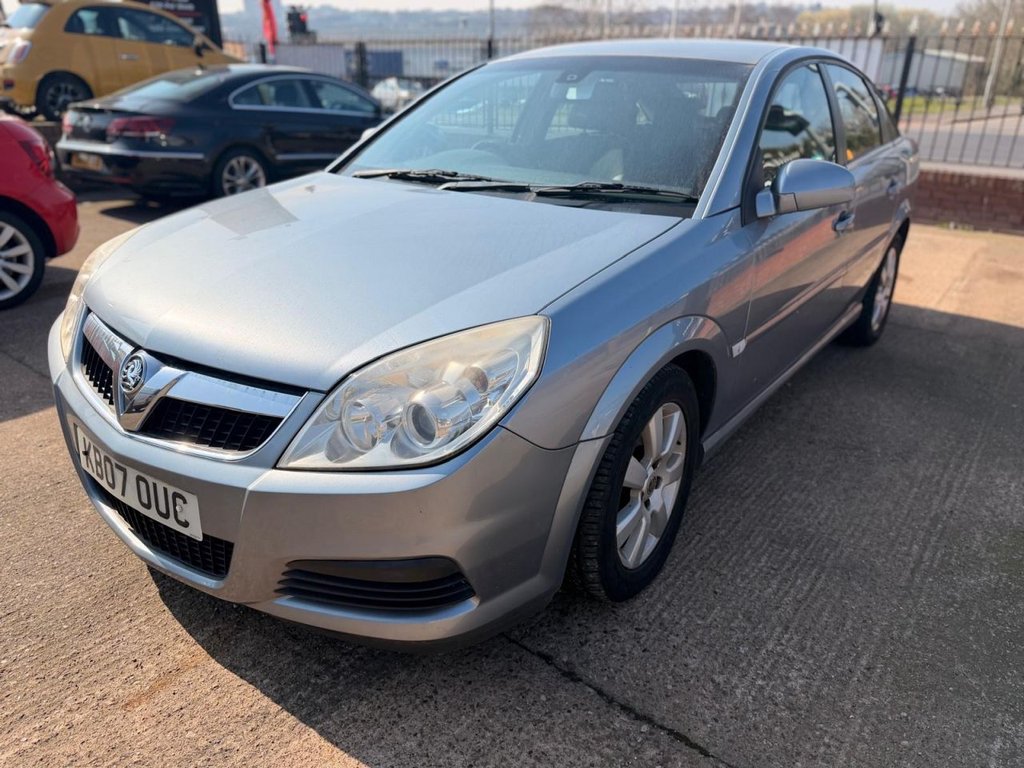 Used Vauxhall Vectra 2007 for sale - 77952990: Photo 3