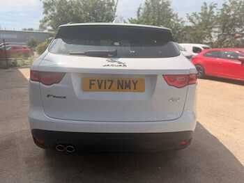 Used Jaguar F-Pace 2017 for sale - 78974774: Photo