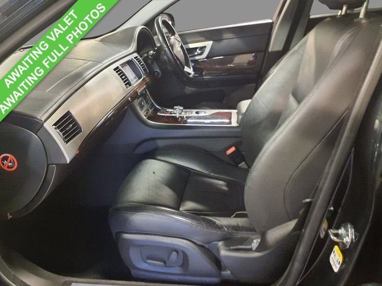 Used Jaguar XF 2011 for sale - 77342102: Photo 6