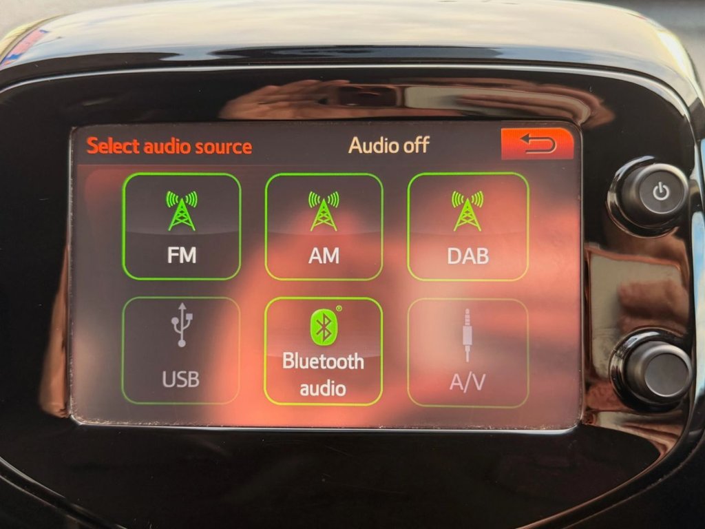 Used Toyota AYGO 2014 for sale - 77188318: Photo 22