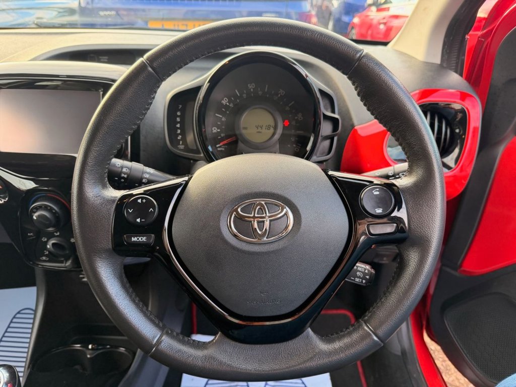 Used Toyota AYGO 2014 for sale - 77188318: Photo 23