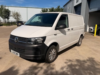 Used Volkswagen Transporter 2018 for sale - 78758083: Photo