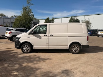 Used Volkswagen Transporter 2018 for sale - 78758083: Photo