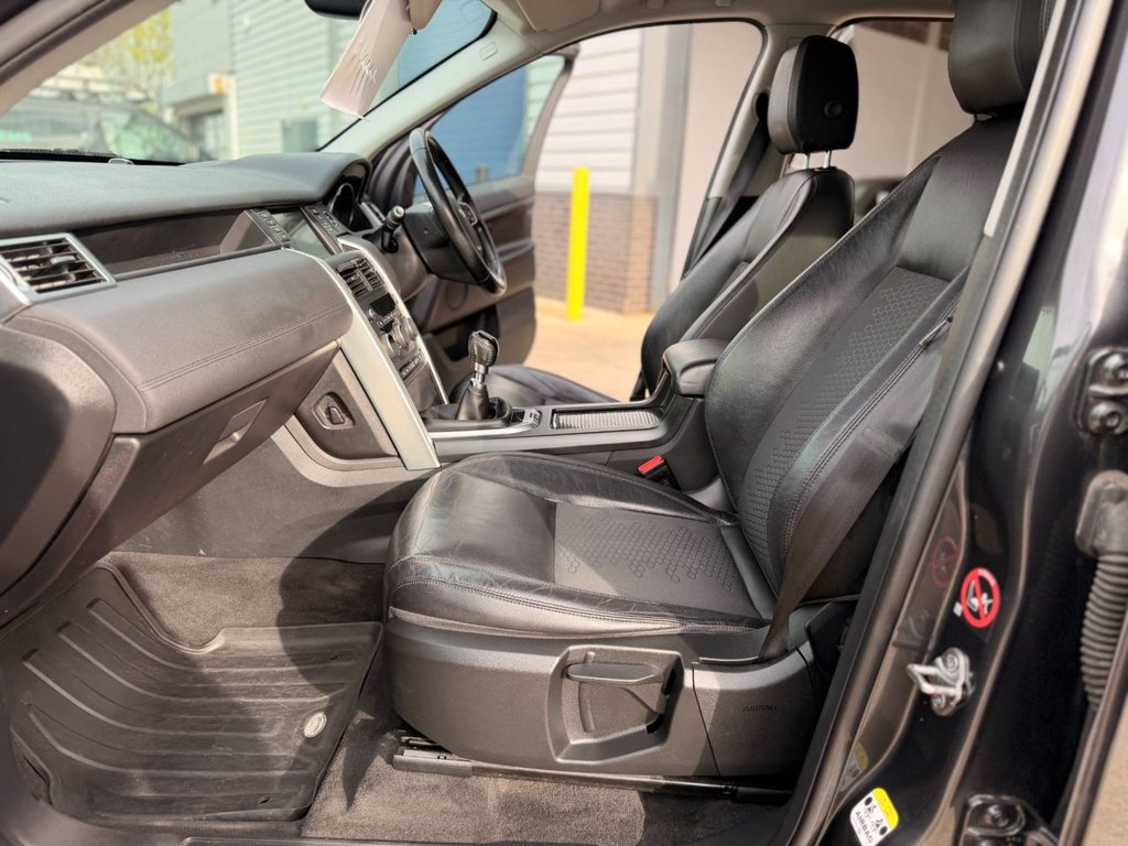 Used Land Rover Discovery Sport 2017 for sale - 78153800: Photo 30