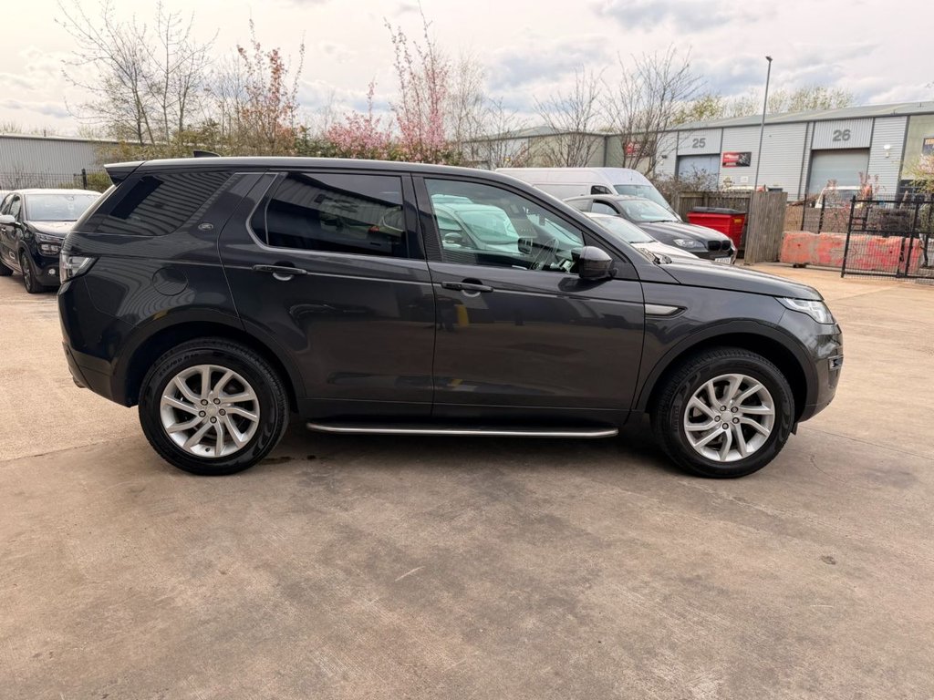 Used Land Rover Discovery Sport 2017 for sale - 78153800: Photo 8