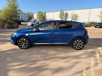 Used Renault Clio 2020 for sale - 78805620: Photo