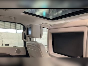Used Land Rover Discovery 2017 for sale - 79358811: Photo