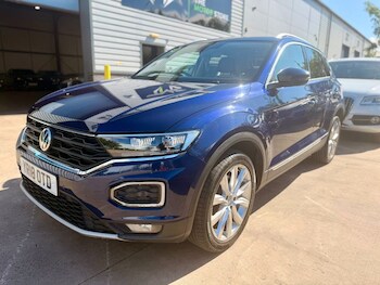 Used Volkswagen T-Roc 2018 for sale - 79141779: Photo