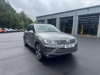 Used Volkswagen Touareg 2016 for sale - 79518714: Photo